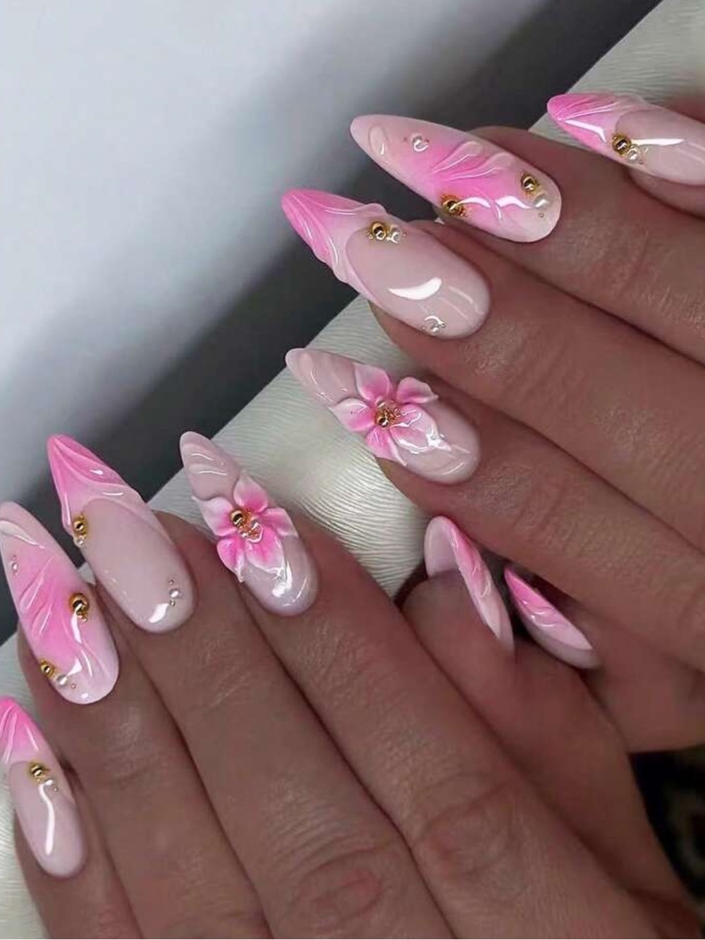 24pc Press On Nail Set from the Nail Bar 💅